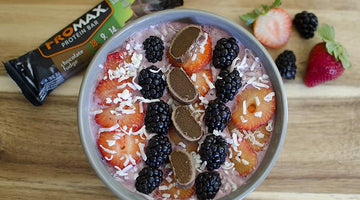 Berry Smoothie Bowl #MAXMUNCHIES