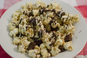 Caramel Chocolate Popcorn #MAXMUNCHIES