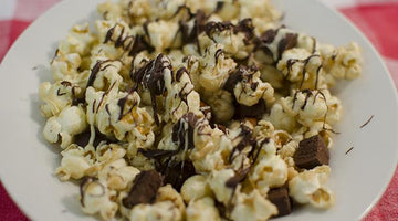 Caramel Chocolate Popcorn #MAXMUNCHIES