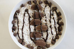 Chocolate Coconut Smoothie Bowl #MAXMUNCHIES